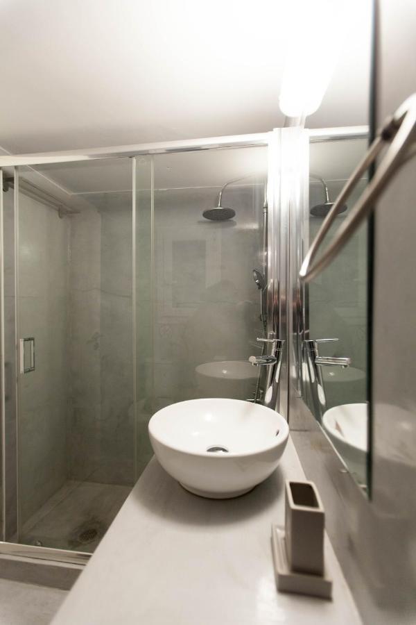 Themis 7 Apartment